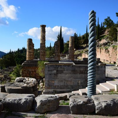 Tour to Delphi by Athens in a tour