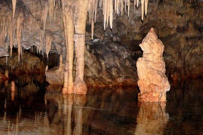 Tour to Argolis, Soarta, Mystras and Diros Caves by Athens in a tour